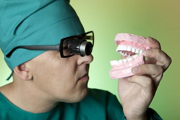 3. Dişlerinizin kalıbı alınırken öğürme reflekslerinizi kontrol etmek zorunda kaldınız.