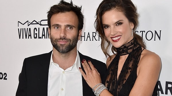 6. Алессандра Амбросио и Джейми Мазур