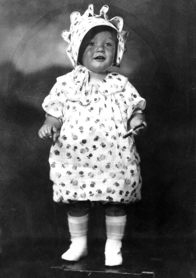 10. 2-year-old Marilyn Monroe (Norma Jeane Mortenson), 1928.