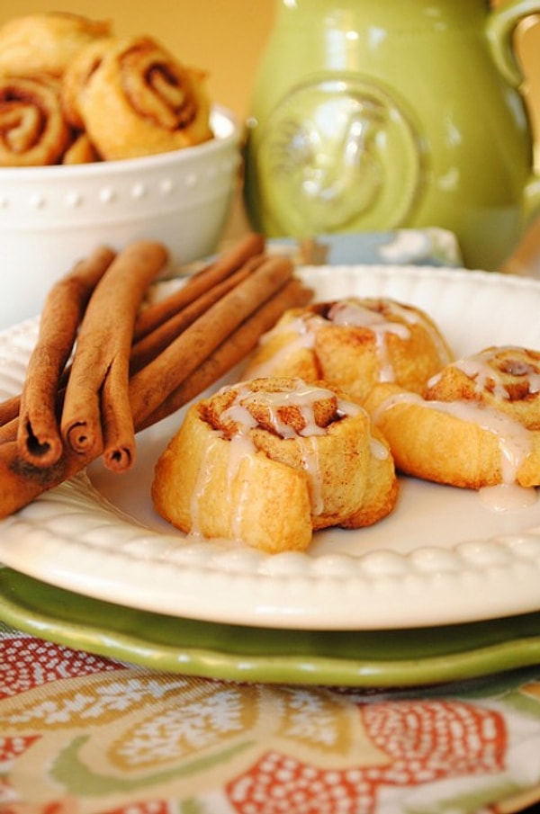 3. Коричные рогалики