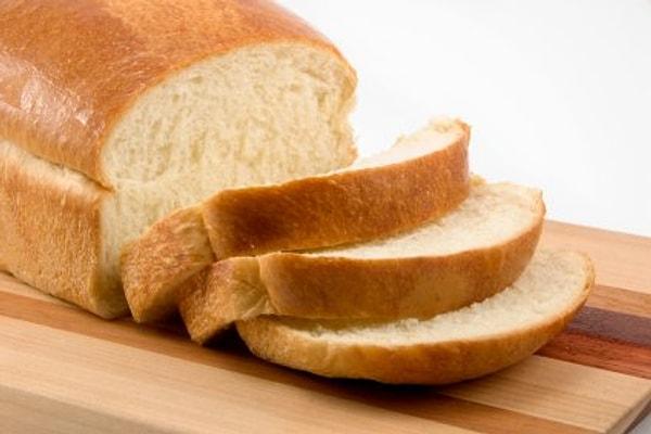 11. Amerikalı şair Emily Dickinson ise kendi yaptığı mis kokulu ev ekmeğini yermiş.