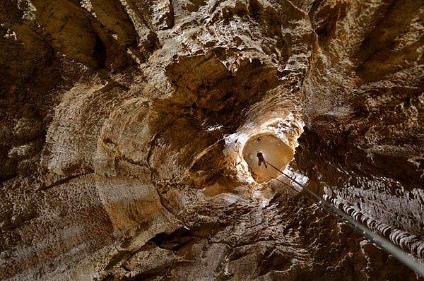 10. Gouffre Berger Mağarası, Fransa