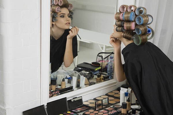 25. Отнеситесь с пониманием, если жена задерживается, собираясь идти куда-то с вами