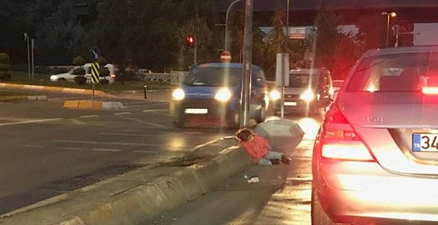 13) İstanbul'da Bir Savaş Fotoğrafı!