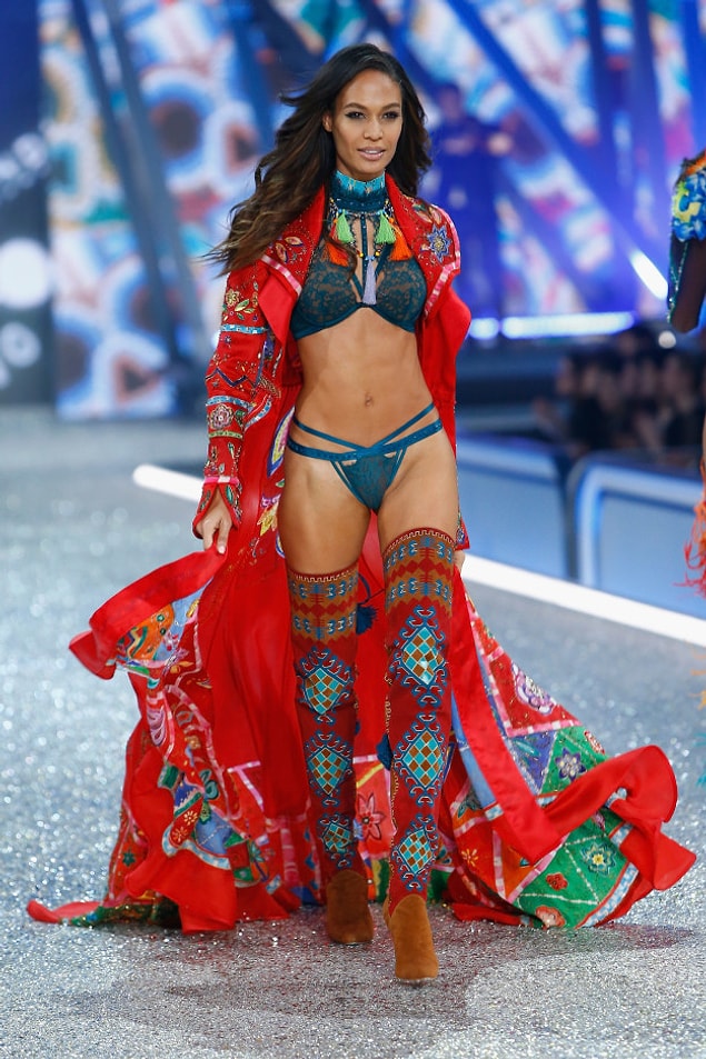 21. This look is … questionable.