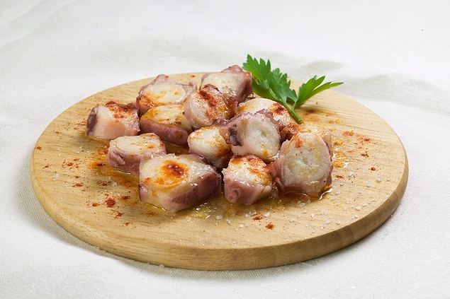Galicia usulü nefis ahtapot: Pulpo a la Gallega!