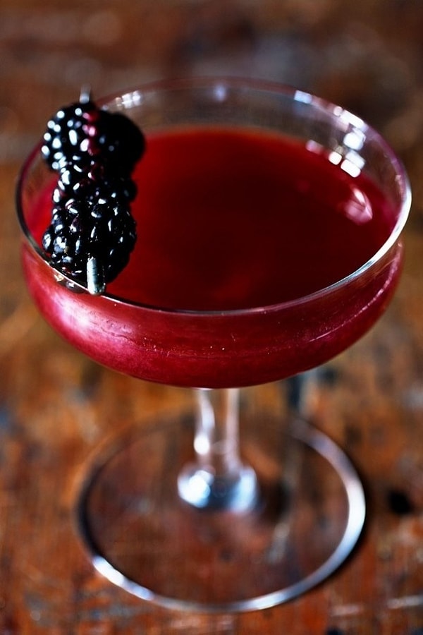 10. Ежевично-имбирный коктейль