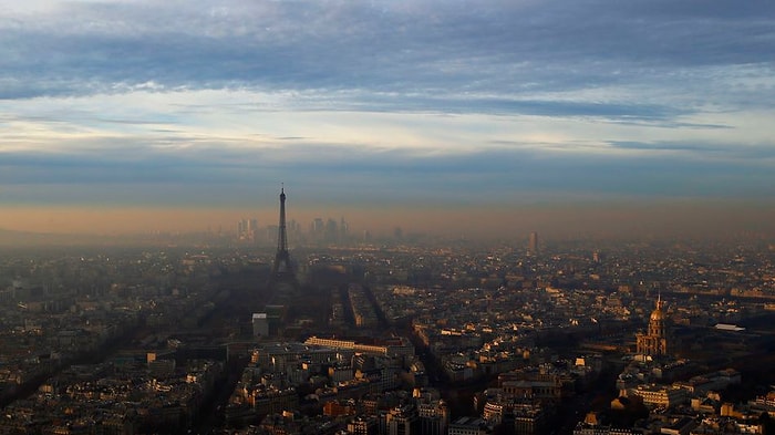 Hava Kirliliği Sebebiyle Paris'te Toplu Taşıma Ücretsiz