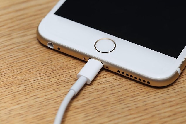 8. Çok üst düzey olmanın da sıkıntıları var. Piyasadaki cihazların Bluetooth 5'i desteklemesi için ek donanımlara ihtiyacı var!