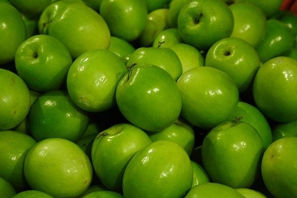 7. Her yerde satılan Granny Smith elmalarının tamamı, Avustralya’daki bir ağaçta yetişenlerin klonu.