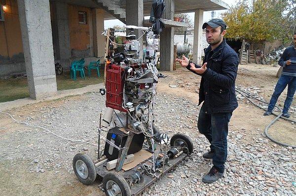 Abdullah Uçar'ın paylaştığı bilgiye göre robotun kendisine maliyeti bin 850 lira.