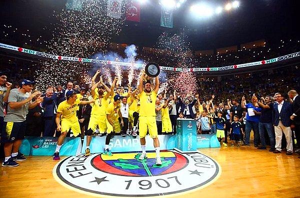 19. Spor Toto Basketbol Ligi'nde Şampiyon Fenerbahçe Oldu