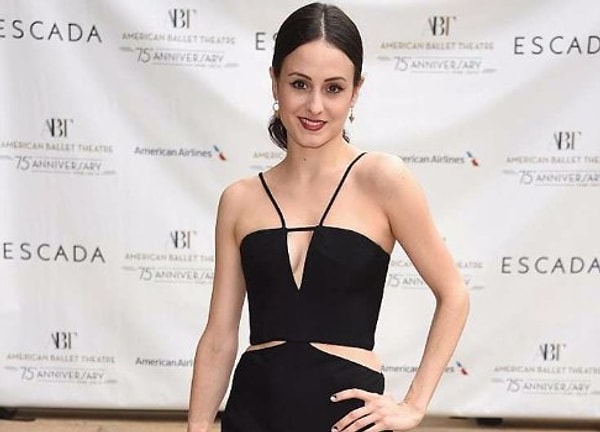 5. Джаггер заявил, что будет ежегодно давать Хэмрик 150 тысяч долларов на воспитание ребенка. Кроме того, он намерен часто видеться с ними