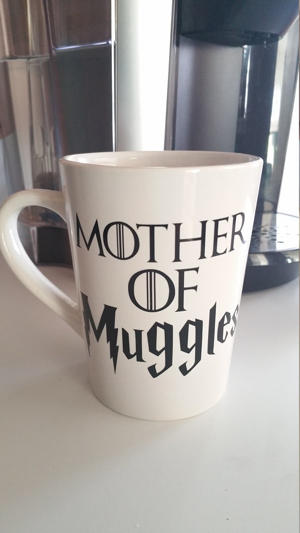 4. Кружка "Мать магглов"