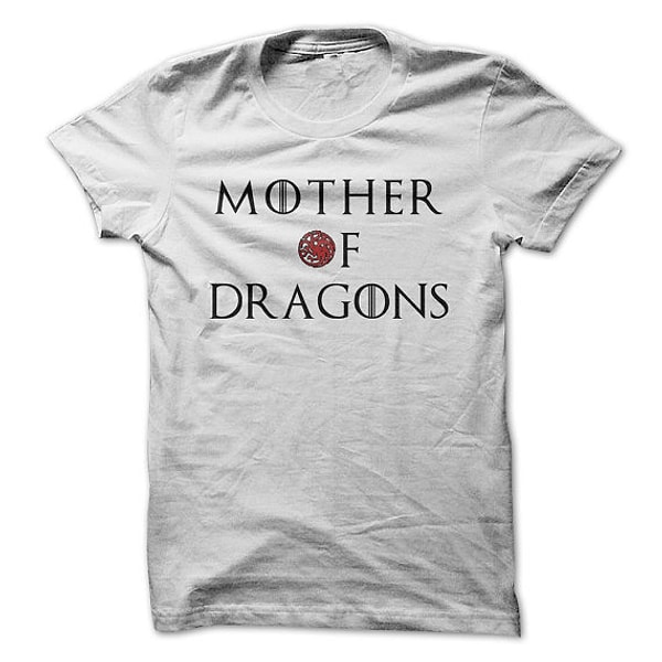 7. Футболка "Мать драконов"