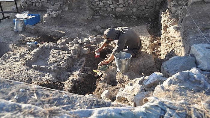 Daskyleion Antik Kenti'nde 2 Bin 600 Yıllık Mutfak Bulundu