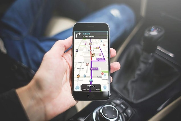 7. Waze ile hem yol çalışmalarını hem de polisleri görün!