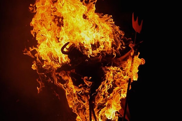 5. La Quema del Diablo или Сожжение дьявол