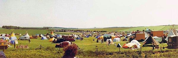 8. 1980 yılındaki Stonehenge Free Festivali