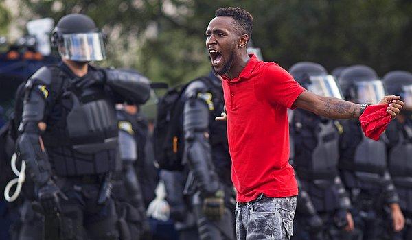 23. #BlackLivesMatter Hareketinin Devam Ettiği ABD'de Siyahlara Yönelik Polis Şiddeti Devam Ediyor