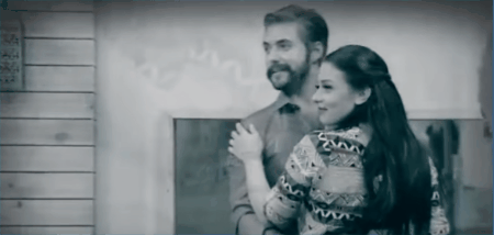 Kısmetse Olurda Yine Ortalık Karıştı Aşkı için Evi Terk Eden Yarışmacı Krize Neden Oldu Kısmetse Olurda Yine Ortalık Karıştı Aşkı için Evi Terk Eden Yarışmacı Krize Neden Oldu
