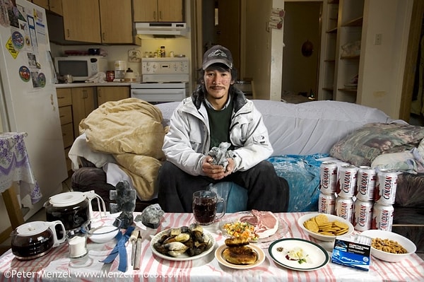 11. Резчик по камню. Икалуит, Канада — 4 700 калорий в день