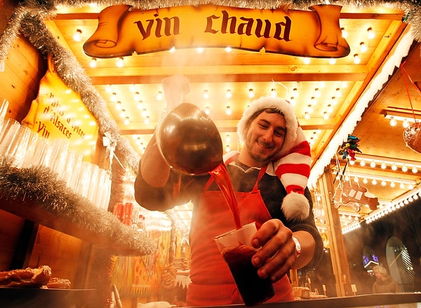 2. Продавец горячих напитков а-ля сбитень и глинтвейн