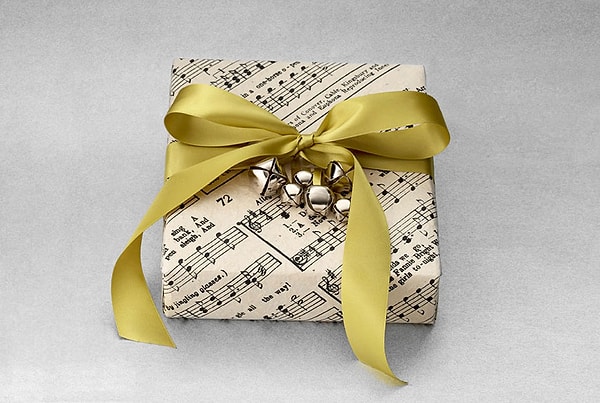 5. Упаковщик новогодних подарков