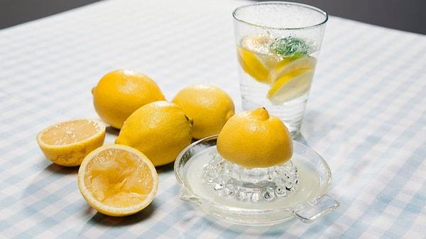 6. Kronik hastalıklar ile savaşmak için limon ile PH değerimizi dengeliyoruz.
