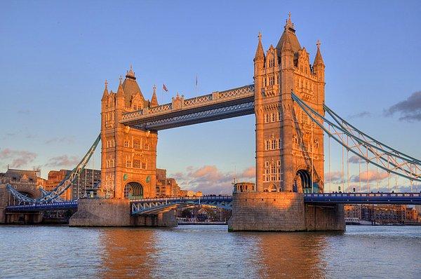 2. The Tower Bridge - Londra İngiltere