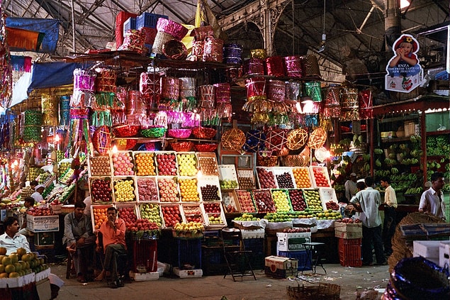 8. Yöresel lezzetleri bulmak isteyenlere: The Crawford Market, Mumbai