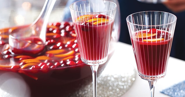 10. Bardak bardak içesiniz gelir: Sangria