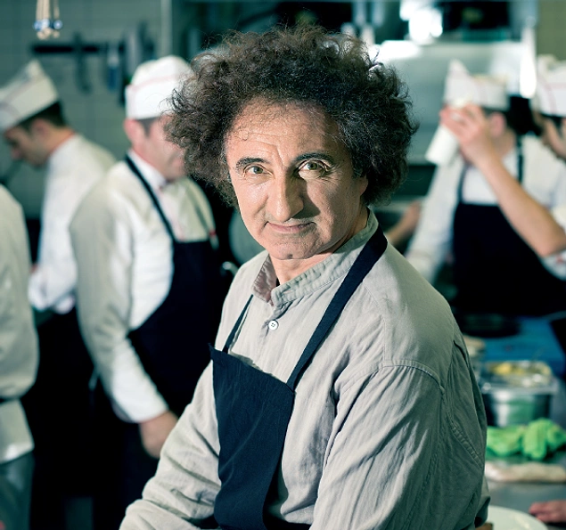 Tuvalette Yatarken Londra’da Restoran Zinciri Kurmak: Hüseyin Özer’in İnanılmaz Hikayesi