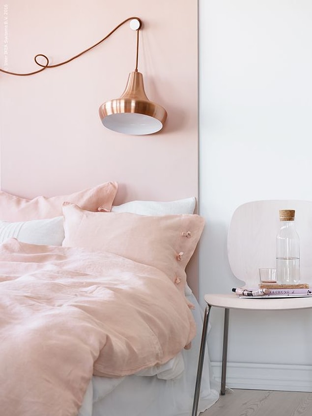 Renk trend uzmanlarının yaptığı açıklamalara göre Rose Quartz ilk kez 2014 yılında Pasifik Bölgesi'nde trend olmaya başladı.