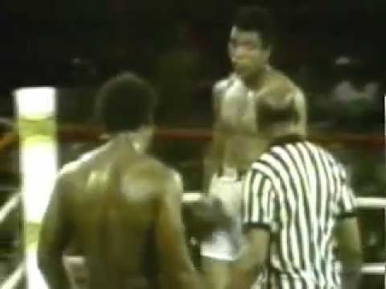 Muhammad Ali Yine Galip!