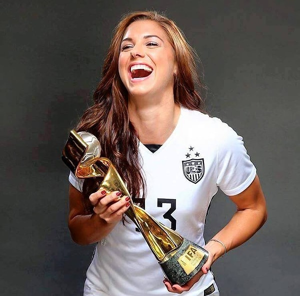 7. За ними последовали еще четыре гола на молодежном Чемпионате мира в Чили. На этот раз в ворота сборных Франции, Аргентины и КНДР.