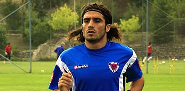 2010'da Mersin İdman Yurdu'nun yolunu tuttu. O sezon 1. Lig'de şampiyon olan Mersin Süper Lig'e yükseldi. Ancak Şehmus'a Süper Lig'de forma giymek yine nasip olmadı.