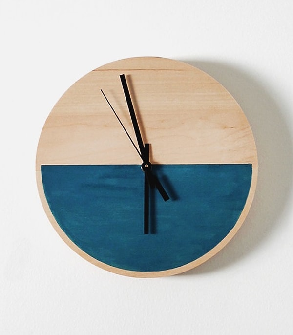 11. Простые, но стильные настенные часы