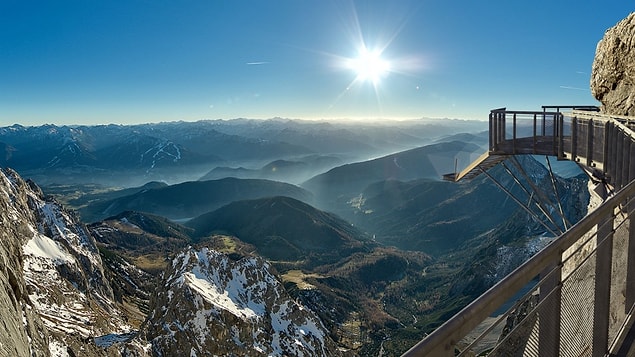 1. The bridge over the Dachstein glacier, Austria