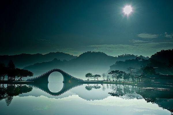 7. The Moon Bridge, Taiwan