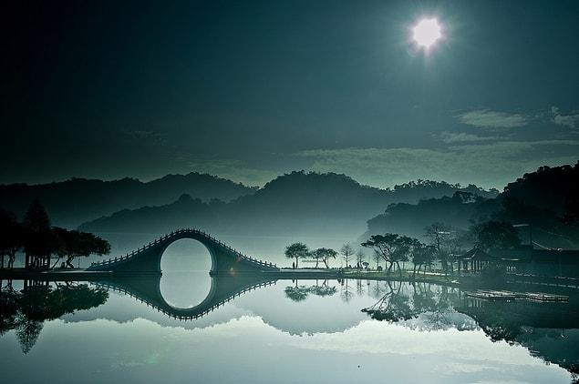 7. The Moon Bridge, Taiwan