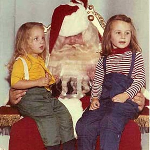 18. Этот Санта точно пришел на работу с тяжелого похмелья 🍷