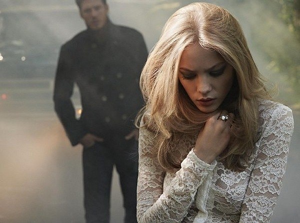 5. "Мы никогда не бываем столь беззащитны, как тогда, когда любим, и никогда так безнадежно несчастны, как тогда, когда теряем объект любви или его любовь"