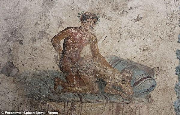 Yani bu tarihi Pompeii genelevindeki duvar resimlerinin eski İtalyanların sevimli aktivitelerini ortaya çıkardığını söyleyebiliriz.😇😋