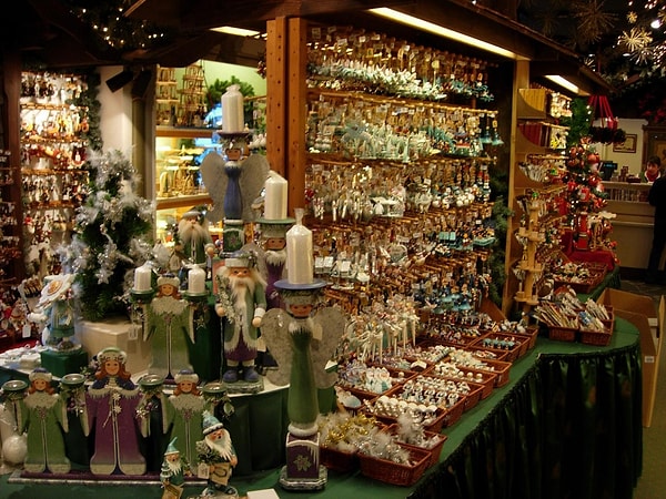 8. Очень дорогие товары кладутся в один ряд с чуть более дешевыми