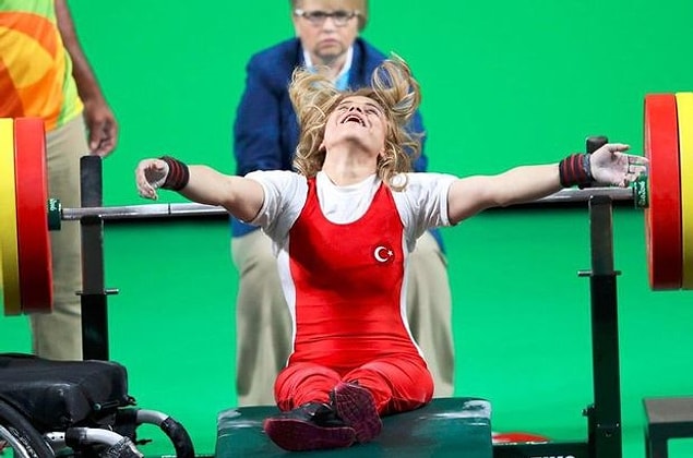 13. 8 Eylül: Rio 2016 Paralimpik Oyunları'nda milli halterci Nazmiye Muratlı 104 kg kaldırarak altın madalya kazandı ve dünya rekoru kırdı.