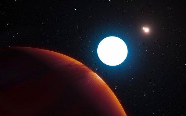 19. Dünya'ya 320 ışık yılı uzaklıkta, üç yıldızlı devasa bir gezegen keşfedildi.