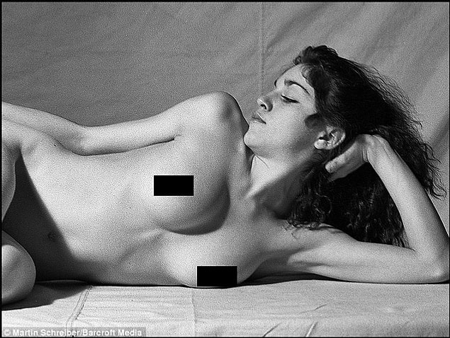 Genç Madonna'nın geçmişten izler taşıyan bu fotoğrafları son olarak ise 8 Aralık'ta Paris'te açılan yeni bir sergide görücüye çıktı.