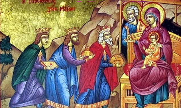 9. Hediye geleneği aslında Müneccimler'den Noel Baba'ya geçmiştir.