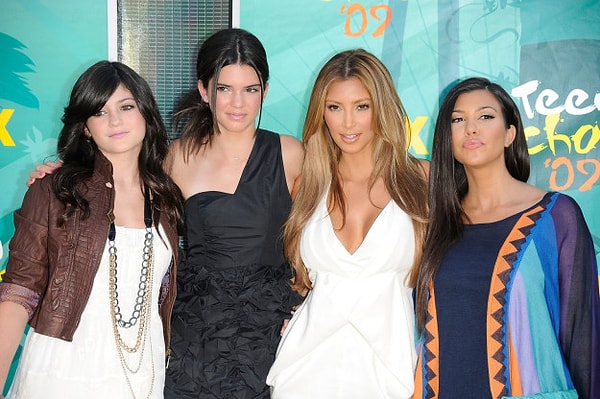 12. Kim Kardashian sarışın, Kylie ve Kendall Jenner ise hala ergenlik çağında.